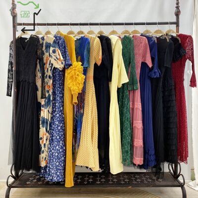 Clean 95-100% Used Pleated Skirt Old Dresses for Women Fashionable Ukay Bale