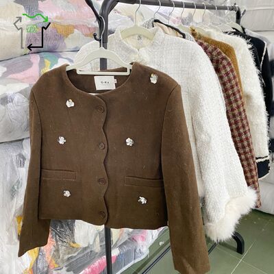 Women Small Fragrance Used Down Jacket Fashionable Clothing Second Hand Wholesale