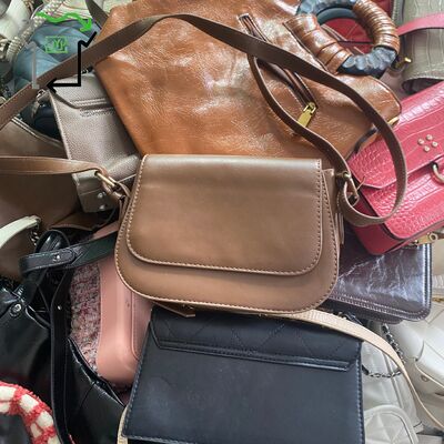 Mixed Style Luxury Preloved Handbags Adults used branded handbags Good Condition