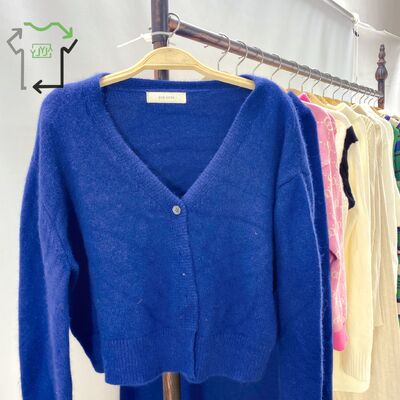 Second Hand Women's Sweater Set Button Elegant Casual Warm Mixed Clothing Ukay Bales Used Clothes Mixed Colors Clean 95-100%