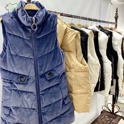 Yijiayi Women's High Quality Second Hand Winter Fashion Stand Collar Thicken Cotton Warm Plain Padded Puffer Vest Mixed Colors