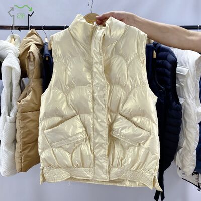 Yijiayi Women's High Quality Second Hand Winter Fashion Stand Collar Thicken Cotton Warm Plain Padded Puffer Vest Mixed Colors