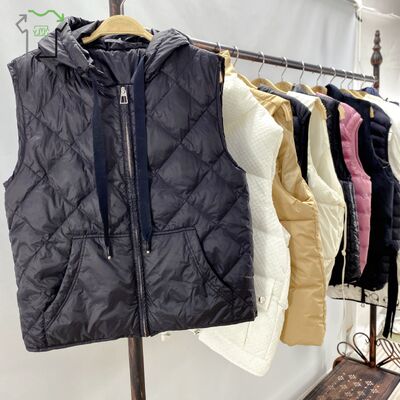 Yijiayi Women's High Quality Second Hand Winter Fashion Stand Collar Thicken Cotton Warm Plain Padded Puffer Vest Mixed Colors