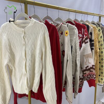 Wholesale Second Hand Polyester/Cotton Velvet Thick Sweater for Summer Warm Button Casual Mixed Style & Color Used Clothes