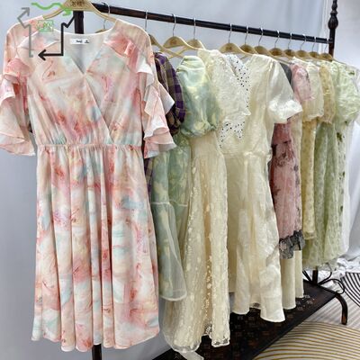 Clean Condition Second Hand Women's Skirts Puff Sleeve Pre Owned Dresses Mixed Colors