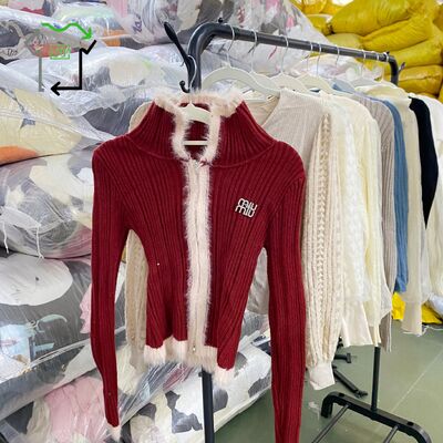 Second Hand Knitted Long Sleeved Thick T Shirts Used women Clothes China Wholesale