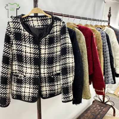 Second Hand Xiaoxiangfeng Women's Fashion Warm Short Style Thick Plush High Quality Polyester/Cotton Single Button Used Jacket