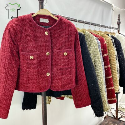 Second Hand Xiaoxiangfeng Women's Fashion Warm Short Style Thick Plush High Quality Polyester/Cotton Single Button Used Jacket